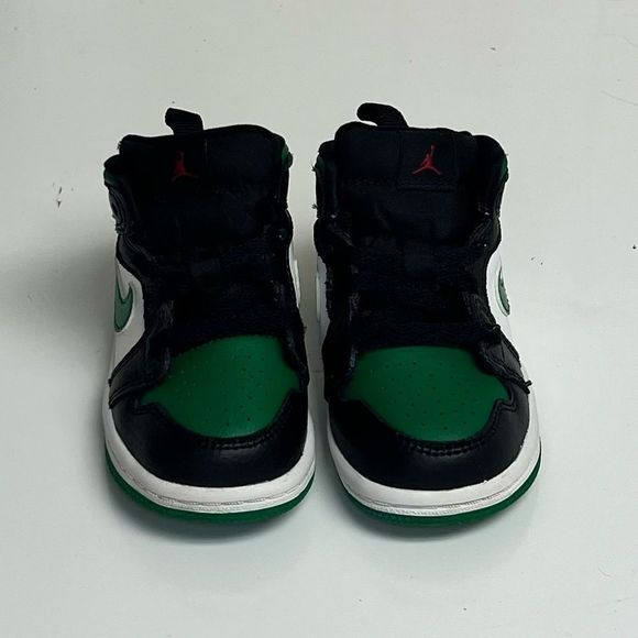 nike high tops black and green